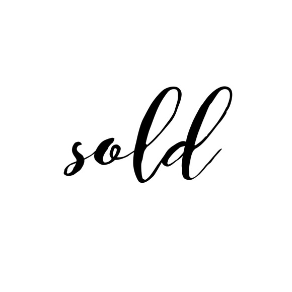 M's Boutique Tops - Sold